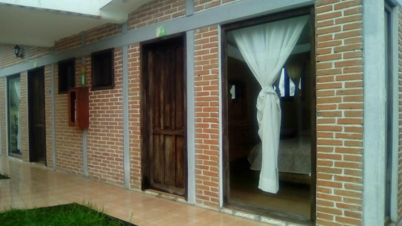 ホテルCabanas Entrada A La Sierra Zacapoaxtla エクステリア 写真
